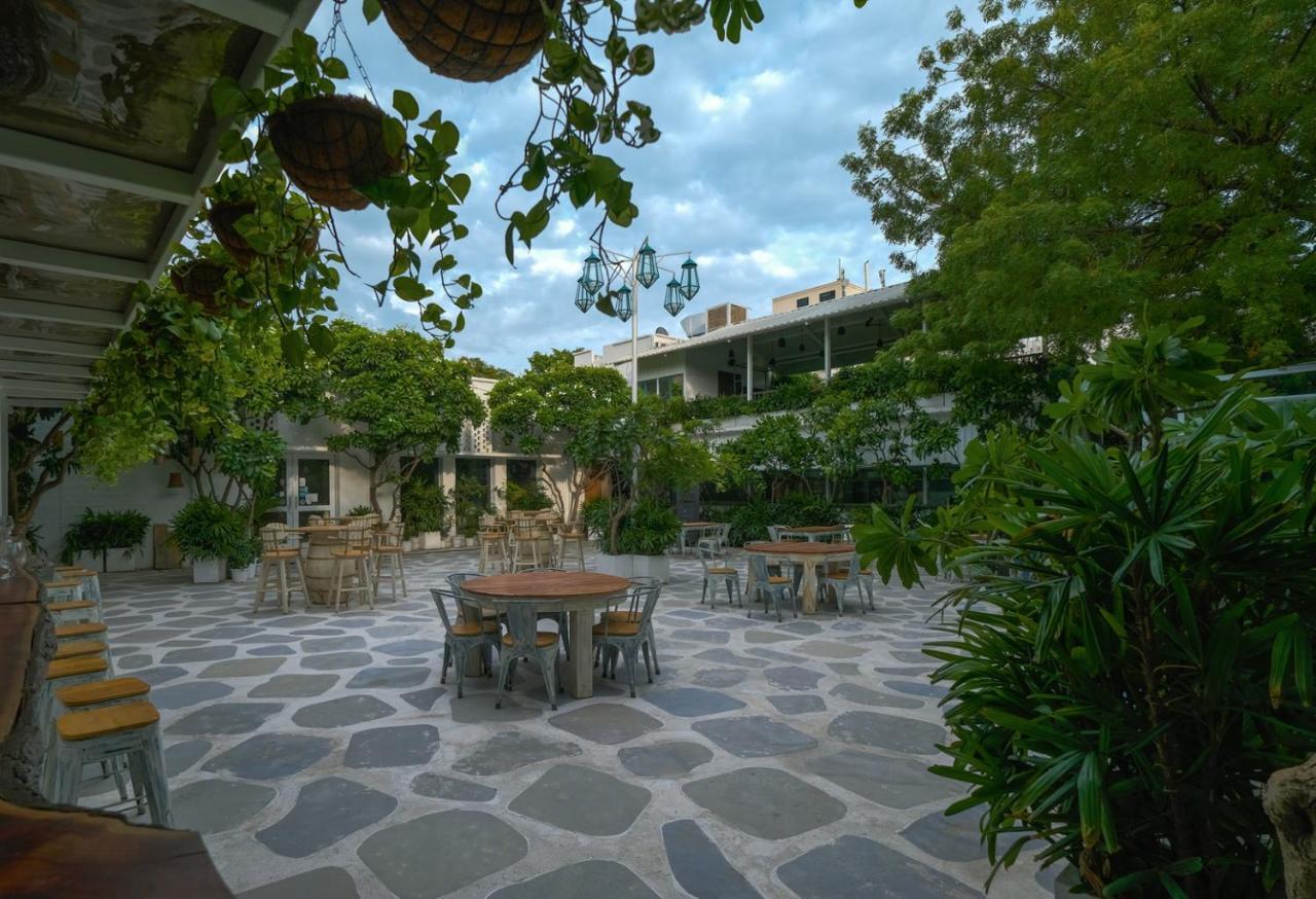 Devraj Niwas Hotel Jaipur Ngoại thất bức ảnh