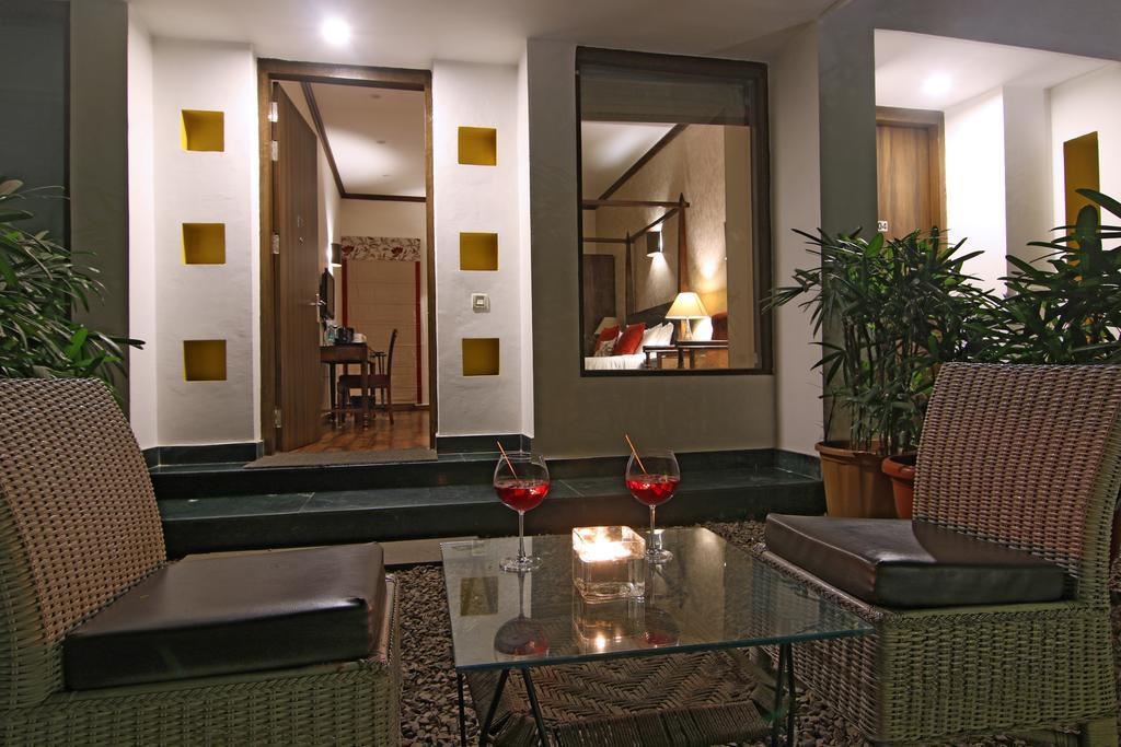 Devraj Niwas Hotel Jaipur Ngoại thất bức ảnh