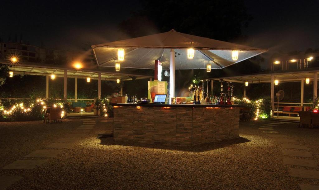 Devraj Niwas Hotel Jaipur Ngoại thất bức ảnh