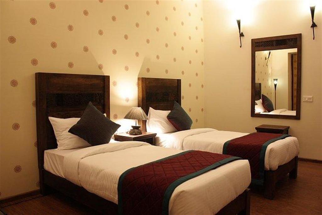 Devraj Niwas Hotel Jaipur Ngoại thất bức ảnh